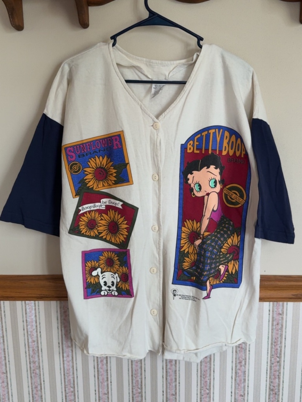 VTG 1995 Betty Boop Graphic White/Navy Jersey Button Up Oversized Shirt Size L